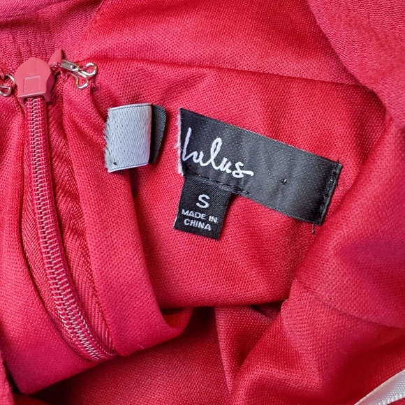 NWOT Lulus In the Meadow Backless Embroidered  Red Mini Dress Sz S - Picture 6 of 13